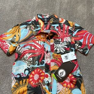 Brand new boy volcom bottom up